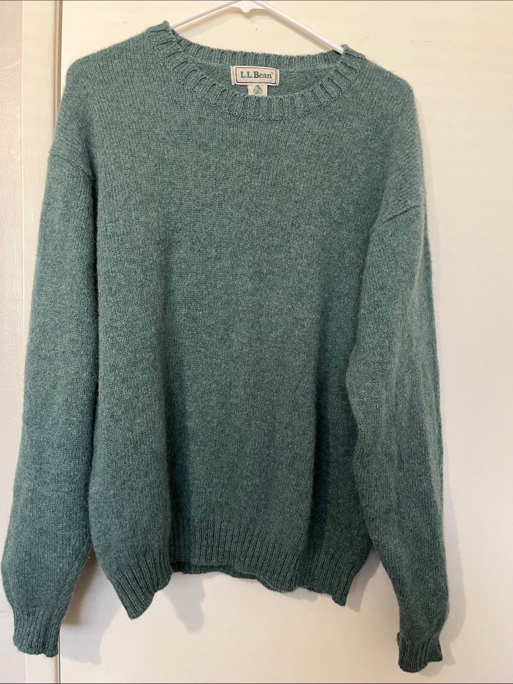L.L. Bean Forrest color 100% Pure wool Crewneck Sweater